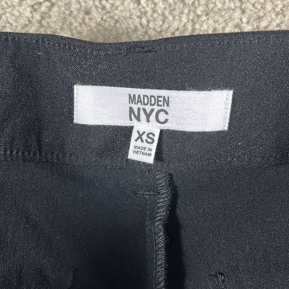 “Madden NYC: Belt Shorts size XS” - Picture 5 of 8